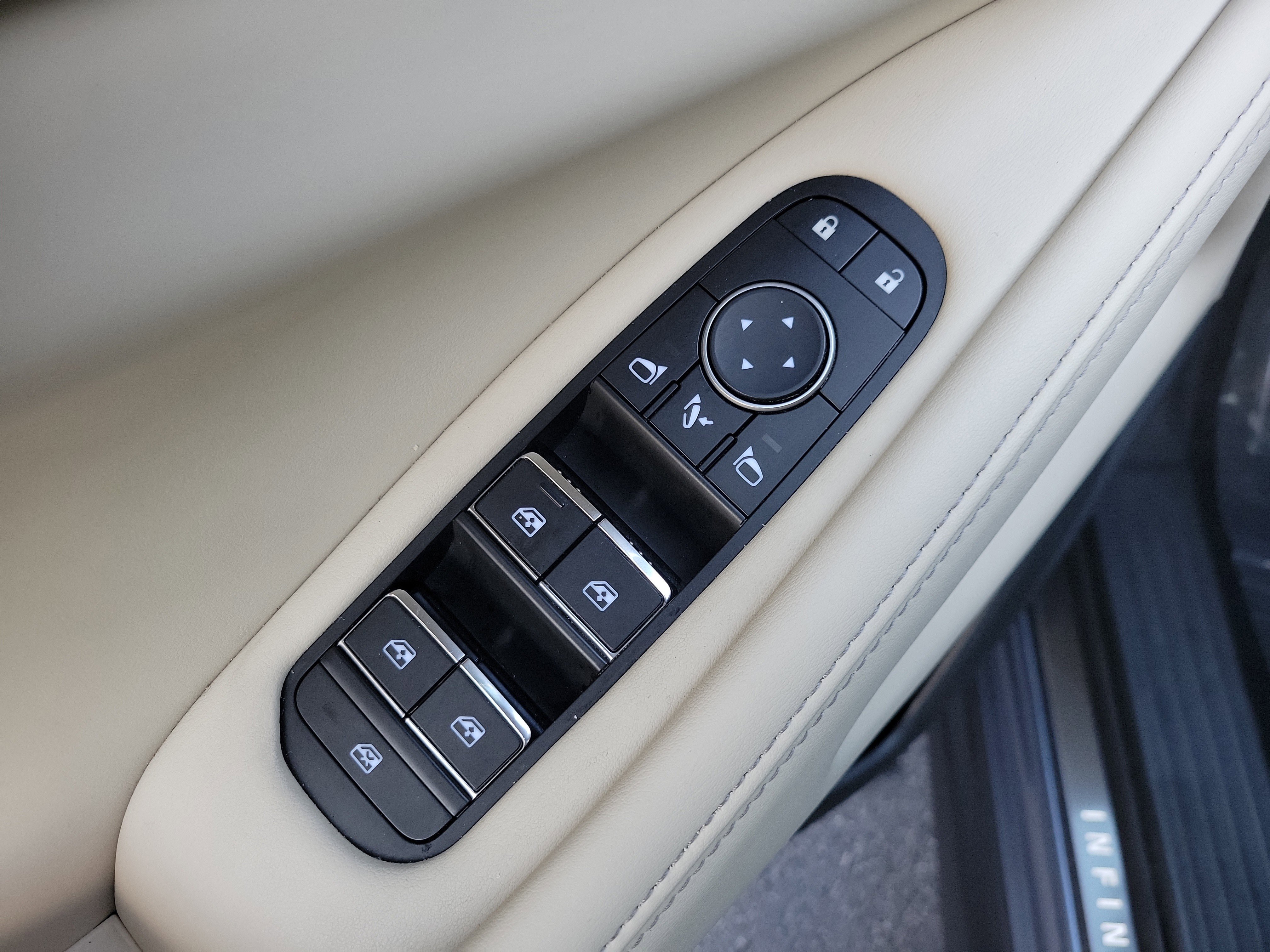 Certified 2023 INFINITI QX60 Sensory w/ Vision Package image 17