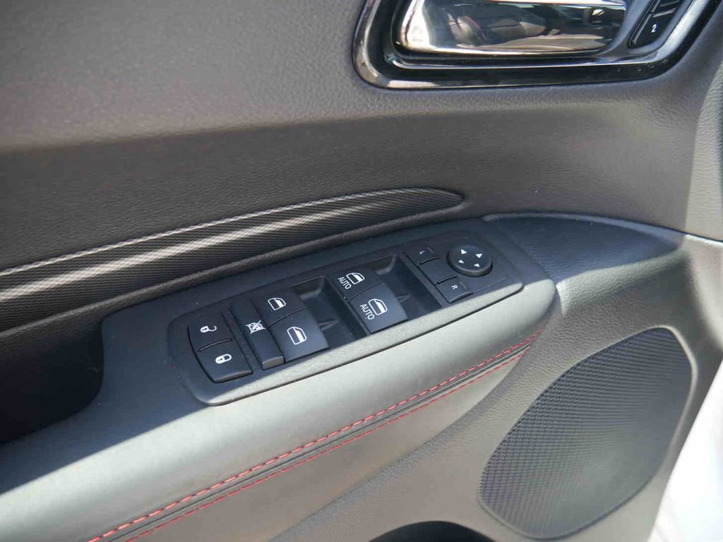 Used 2025 Dodge Durango R/T AWD/4WD image 28