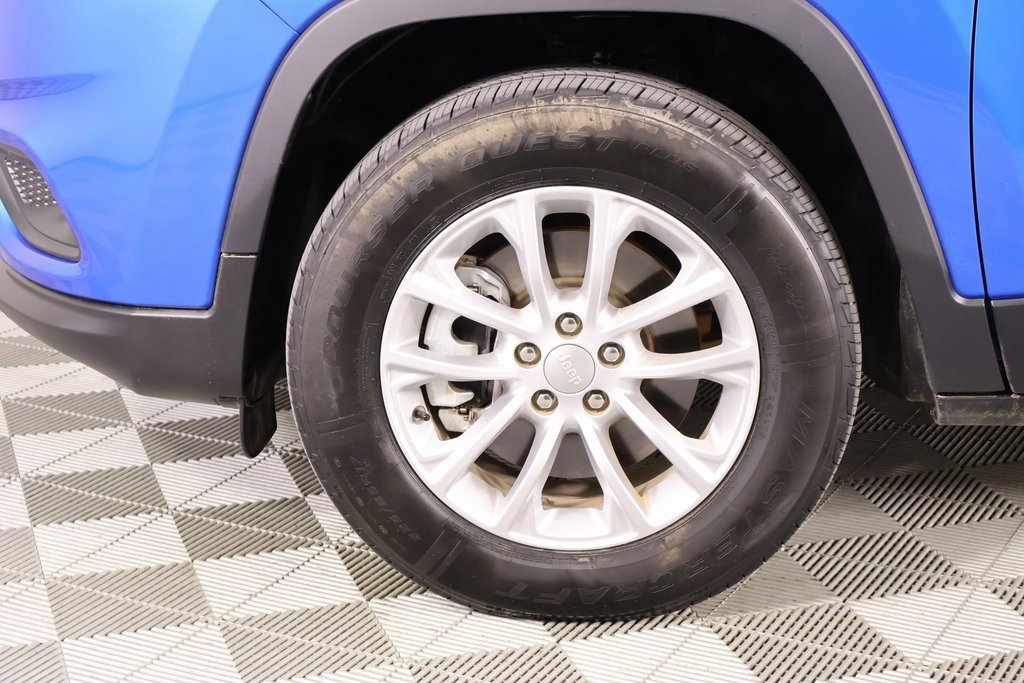 Used 2022 Jeep Cherokee Latitude Lux image 17