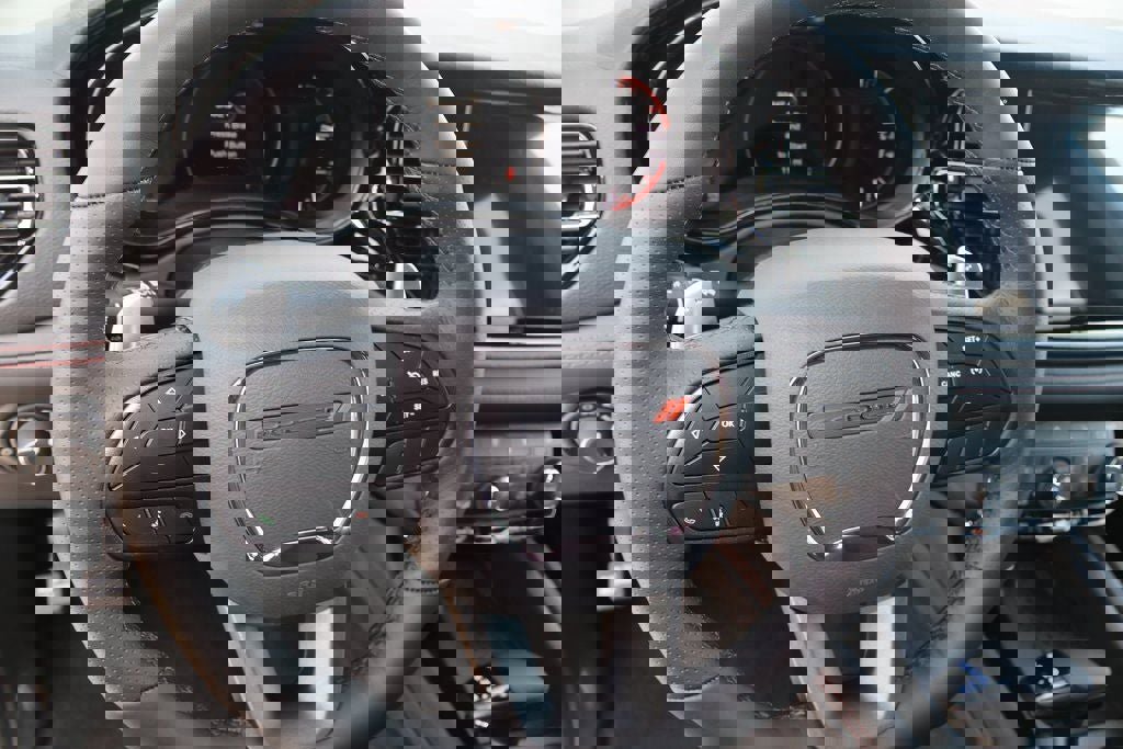 New 2025 Dodge Durango R/T w/ Blacktop Package image 18