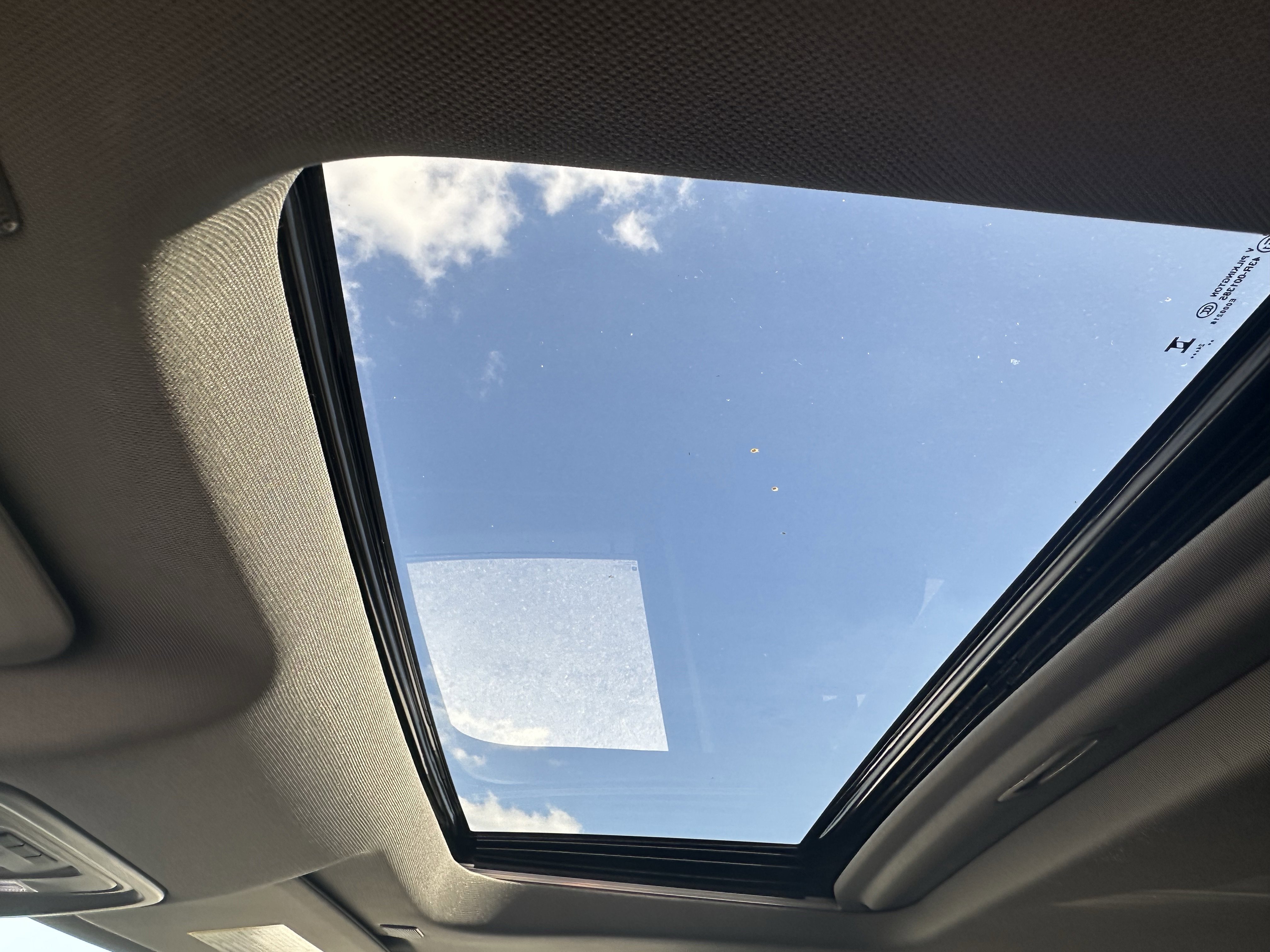 Used 2025 Chevrolet Silverado 3500 LTZ w/ LTZ Premium Package image 33