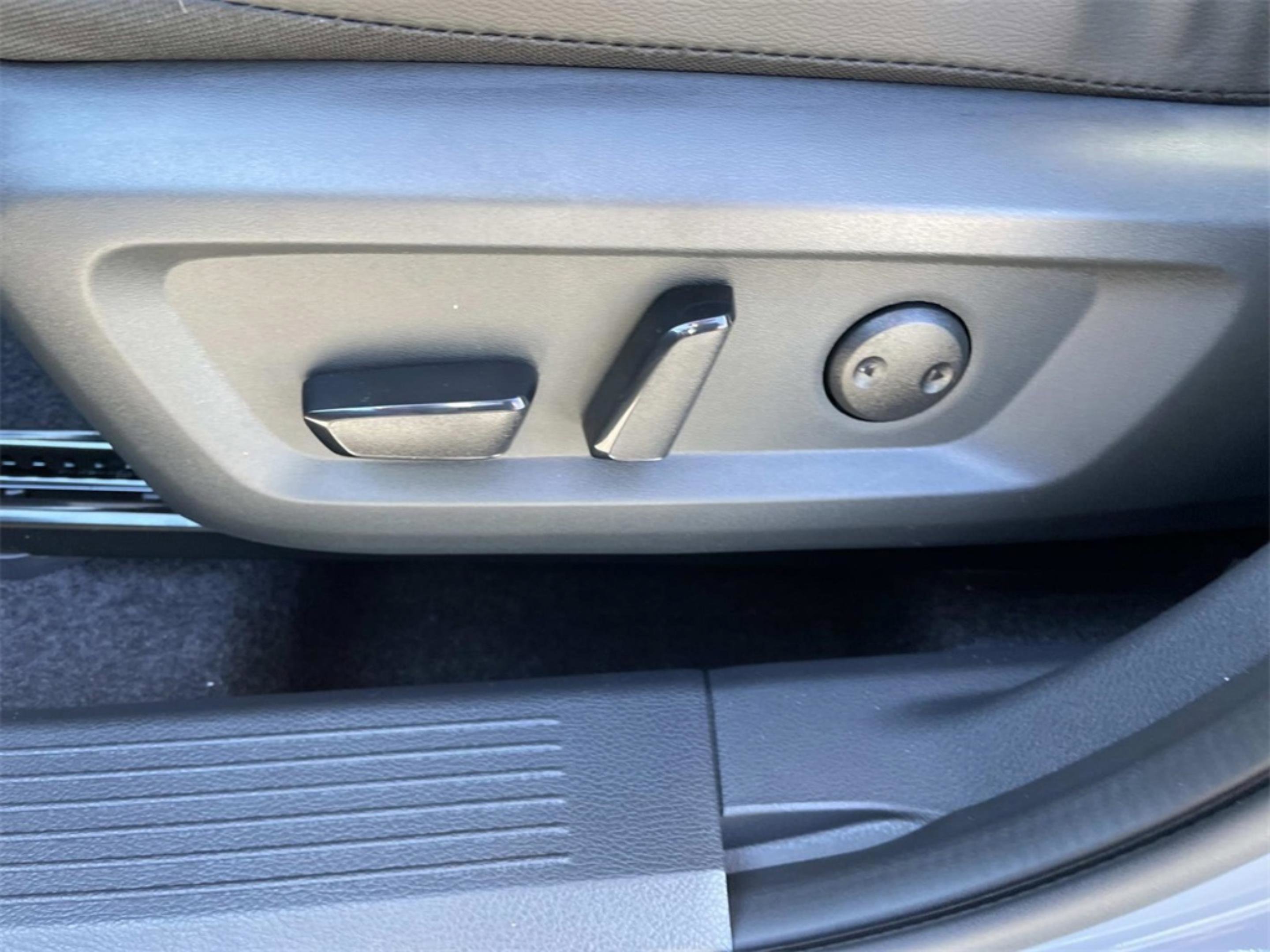 New 2026 Nissan Rogue SV w/ Rock Creek Premium Package image 15