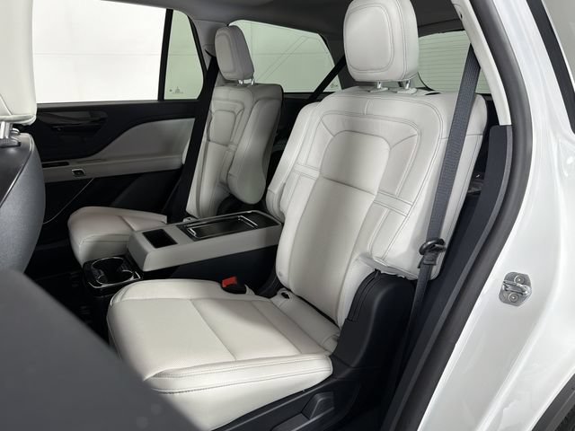 New 2026 Lincoln Aviator Reserve RWD image 17