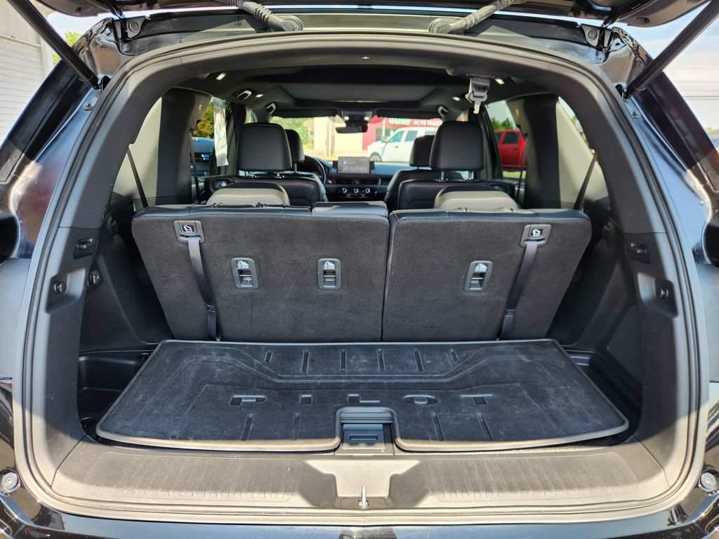 Used 2024 Honda Pilot TrailSport image 14