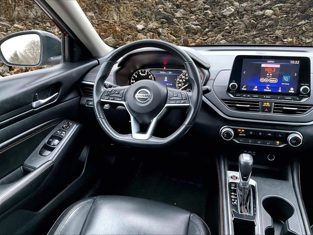 Used 2022 Nissan Altima 2.0 SR image 5