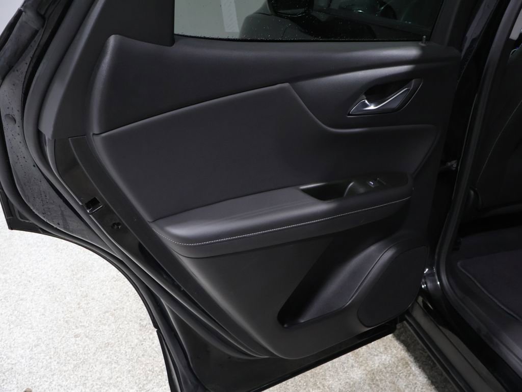 Used 2025 Chevrolet Blazer LT image 19