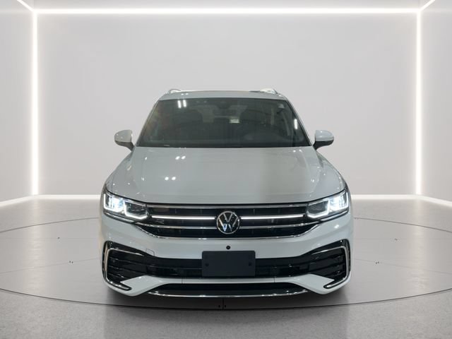 Certified 2023 Volkswagen Tiguan SEL R-Line AWD/4WD image 9