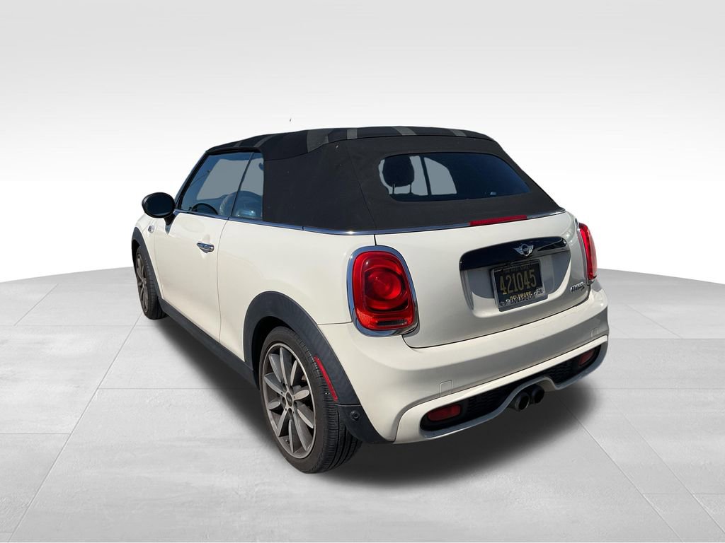 Used 2016 MINI Cooper S image 7