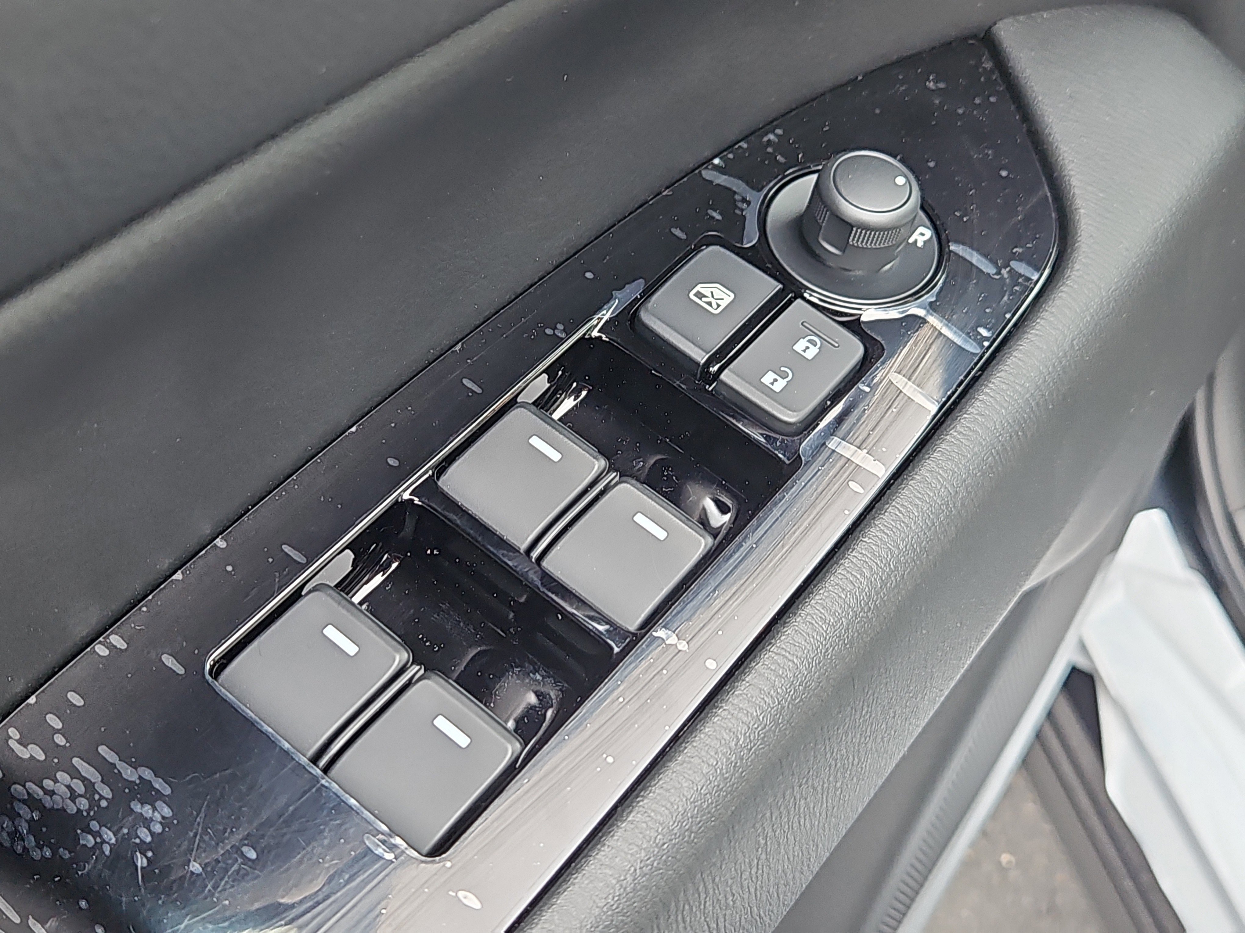 New 2025 MAZDA CX-5 AWD 2.5 S w/ Preferred Package image 17