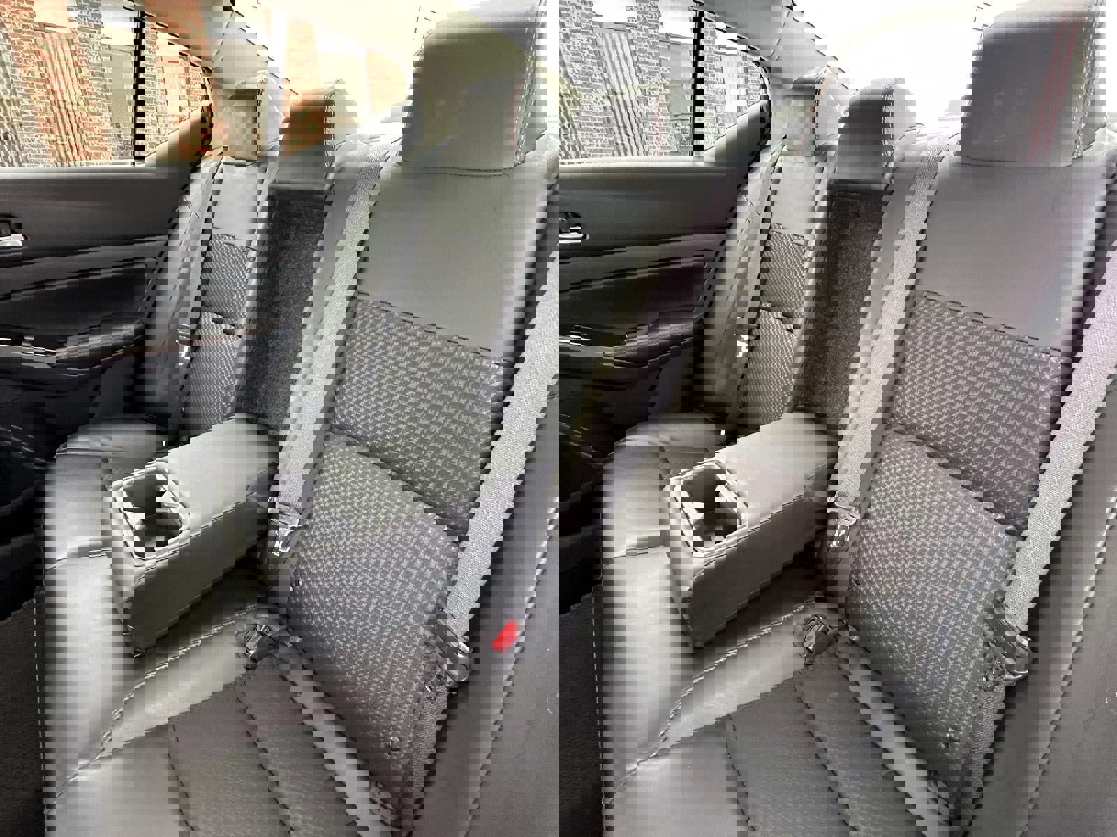 Used 2024 Nissan Altima 2.5 SR image 35