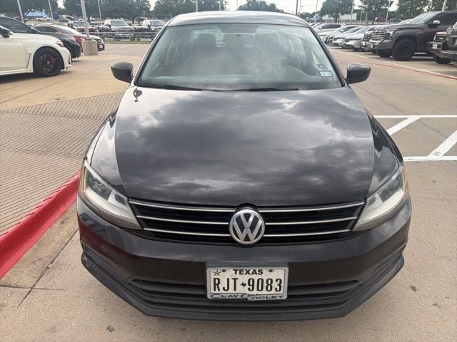 Used 2017 Volkswagen Jetta S FWD image 2