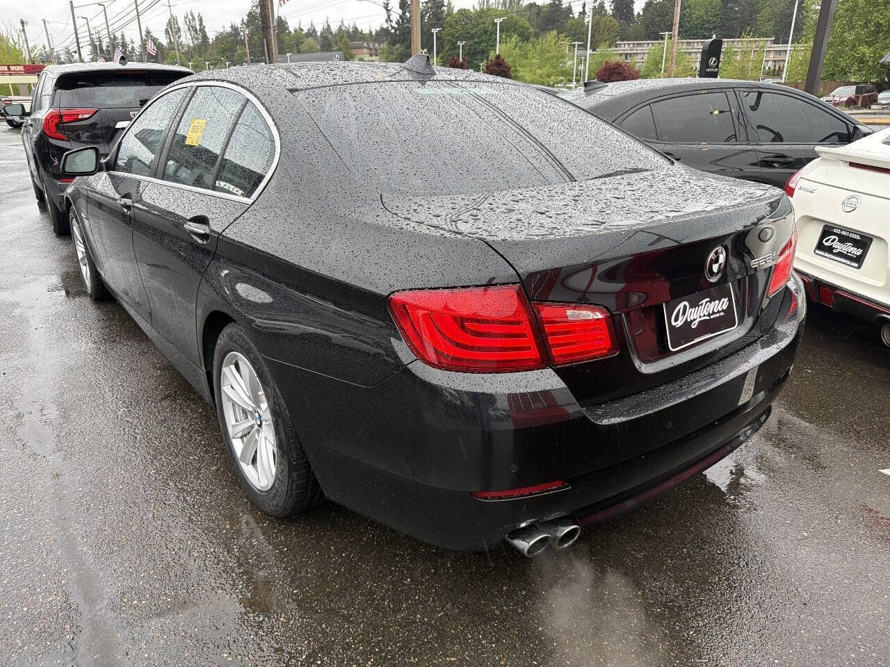 Used 2012 BMW 528i Sedan RWD image 2