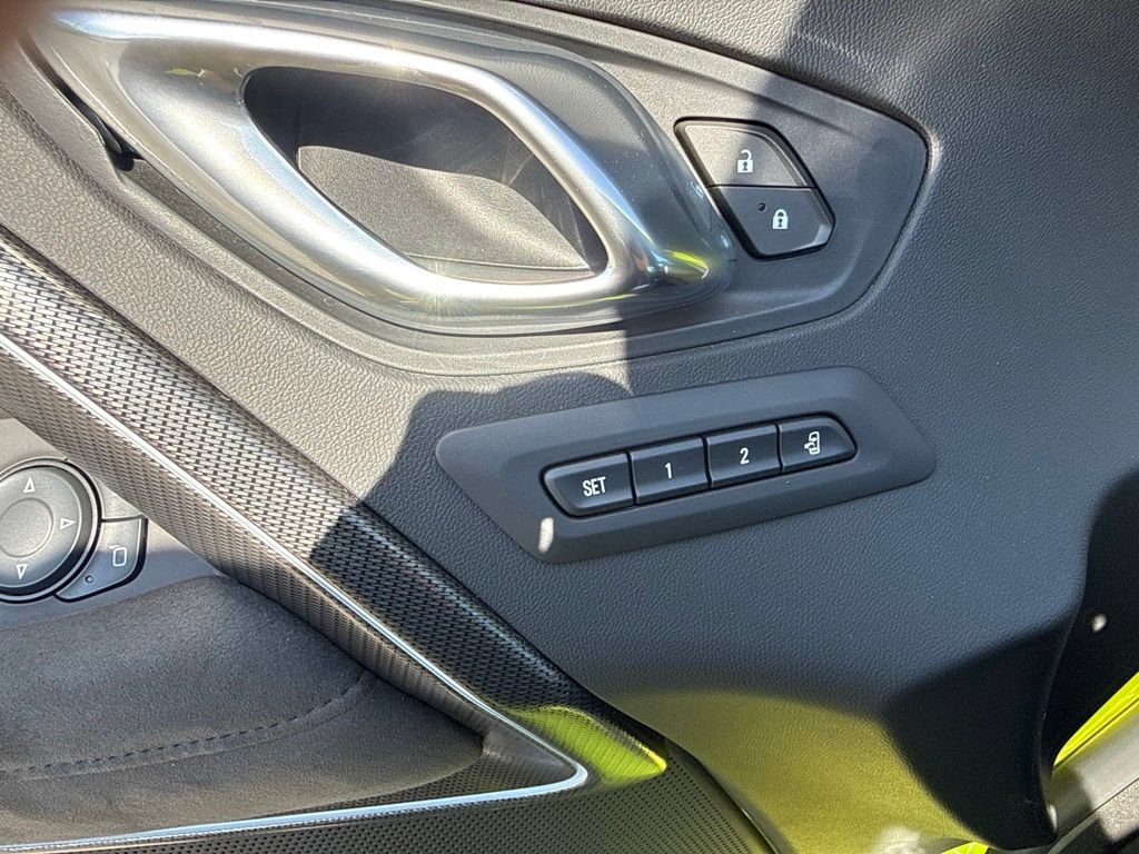 Used 2020 Chevrolet Camaro SS RWD image 25