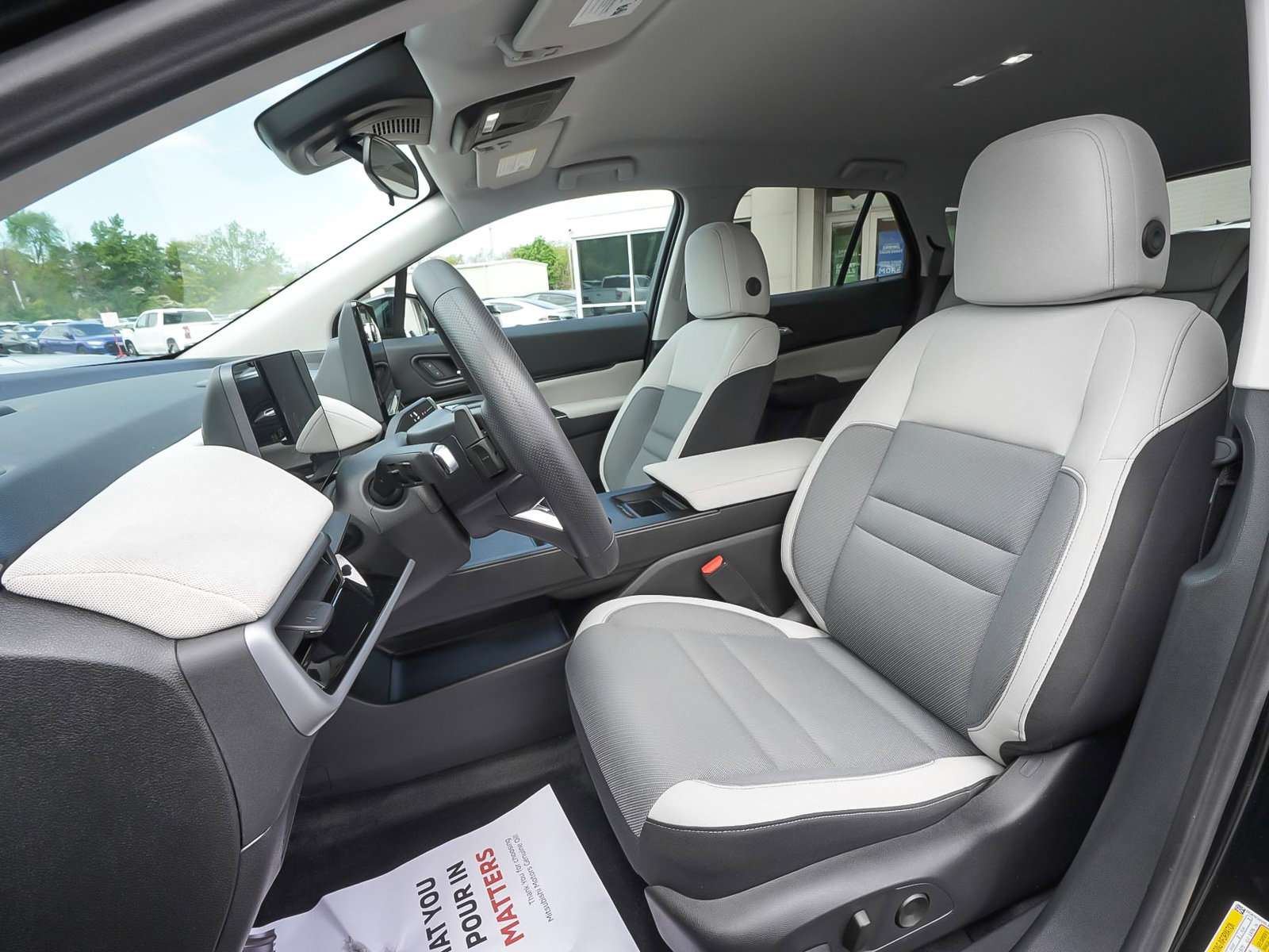 Used 2025 Honda Prologue EX image 31