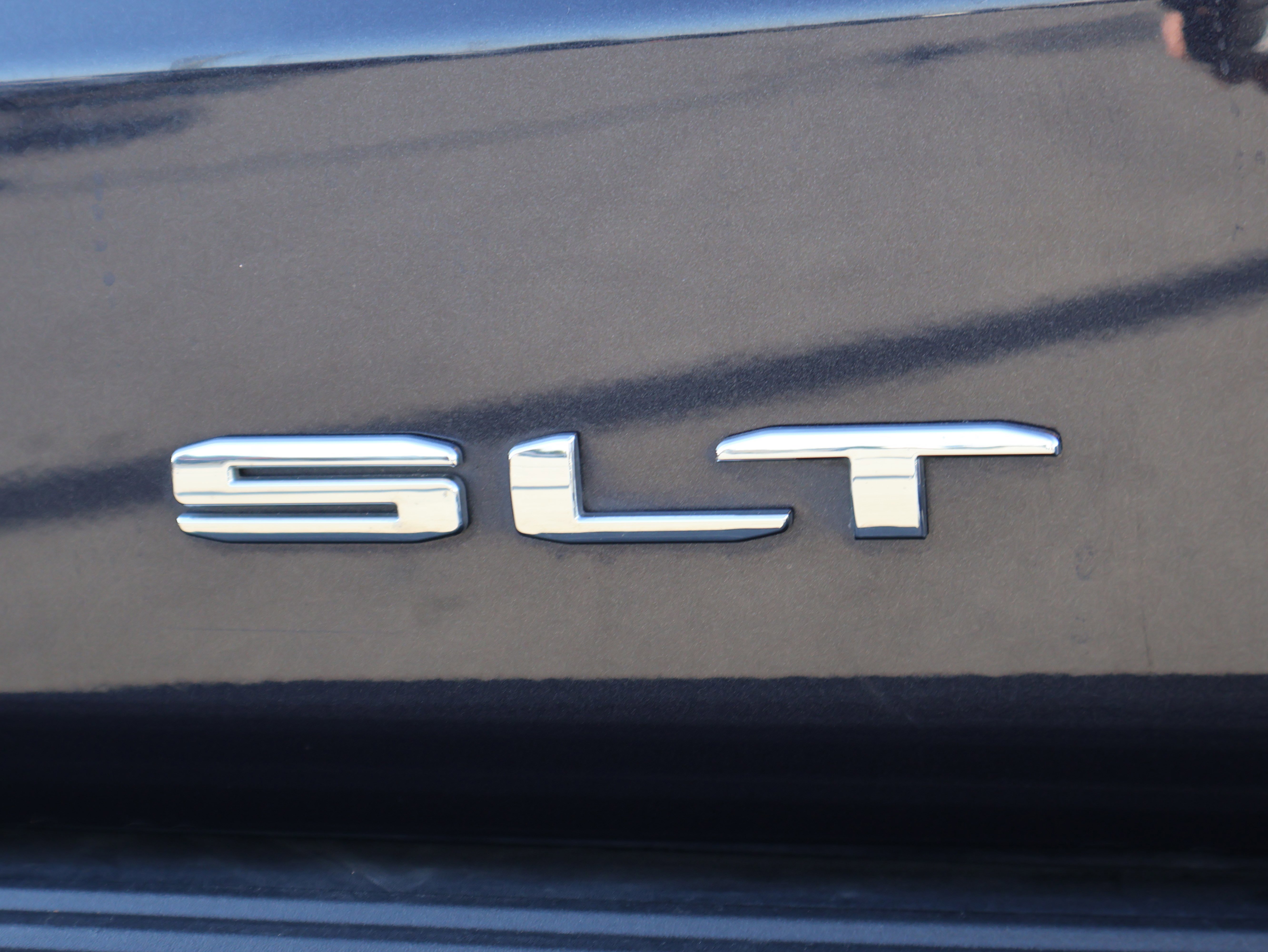 Used 2024 GMC Yukon SLT image 19