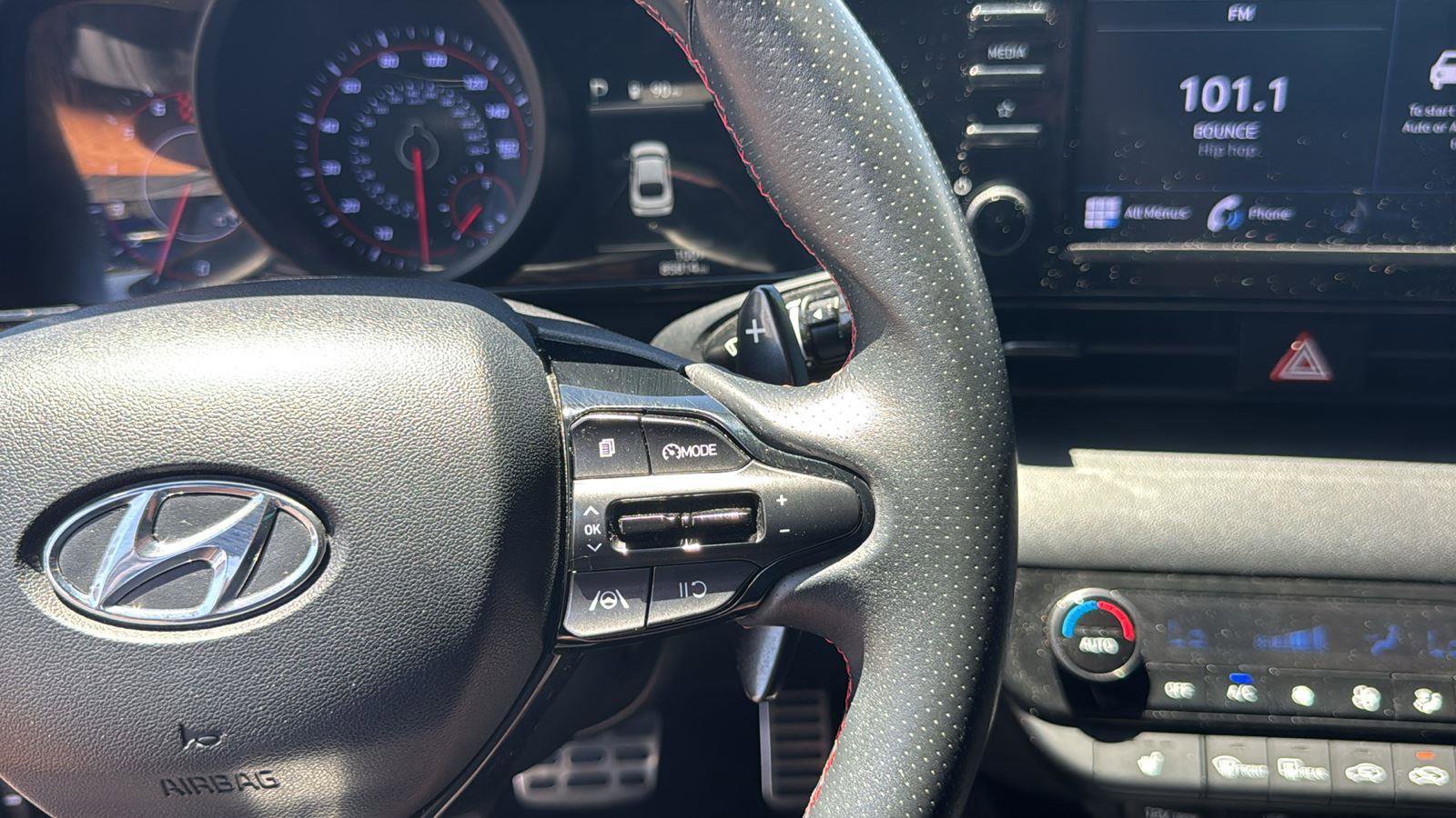 Used 2021 Hyundai Elantra N Line FWD image 14