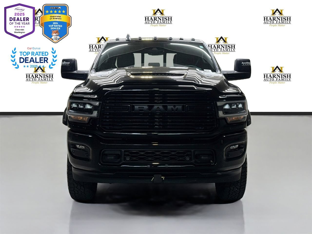 Used 2024 RAM 3500 Laramie w/ Night Edition AWD/4WD image 2
