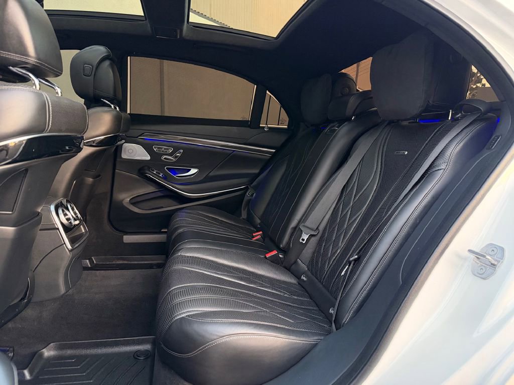 Used 2020 Mercedes-Benz S 63 AMG 4MATIC Sedan w/ Warmth & Comfort Package image 32