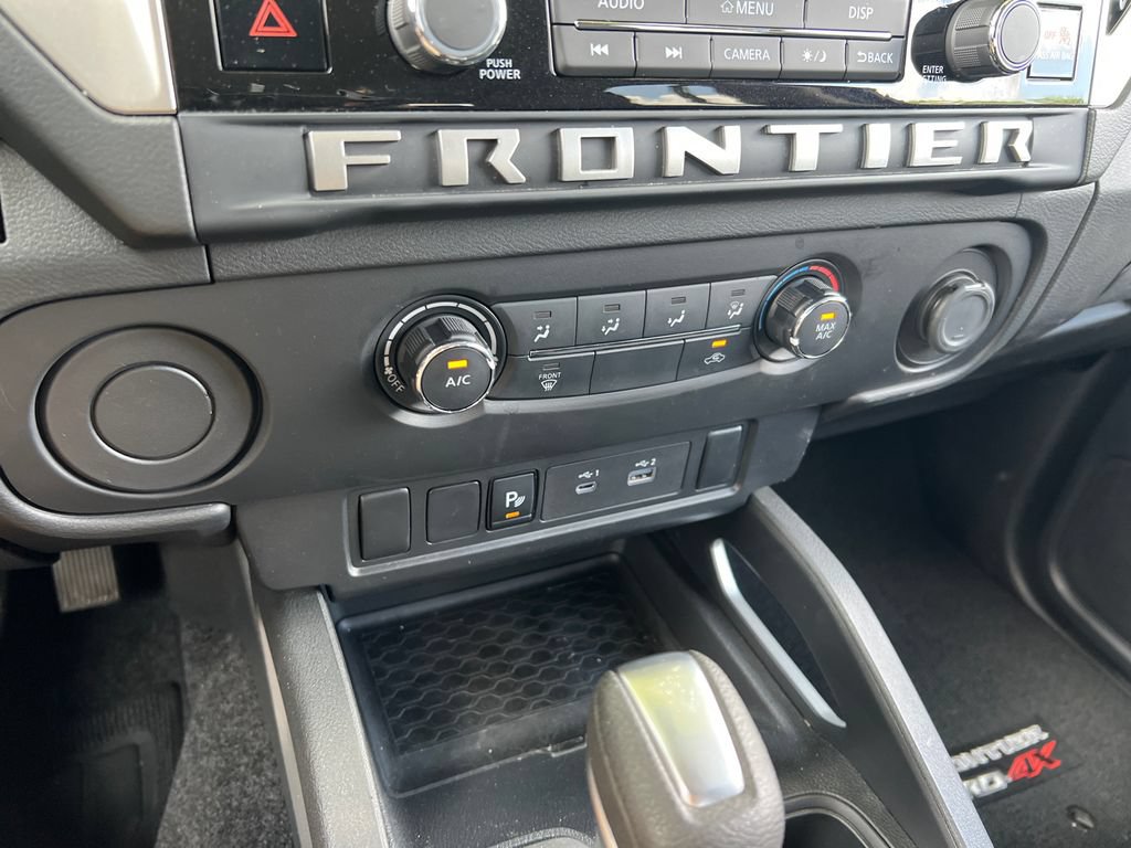 Used 2025 Nissan Frontier SV RWD image 22
