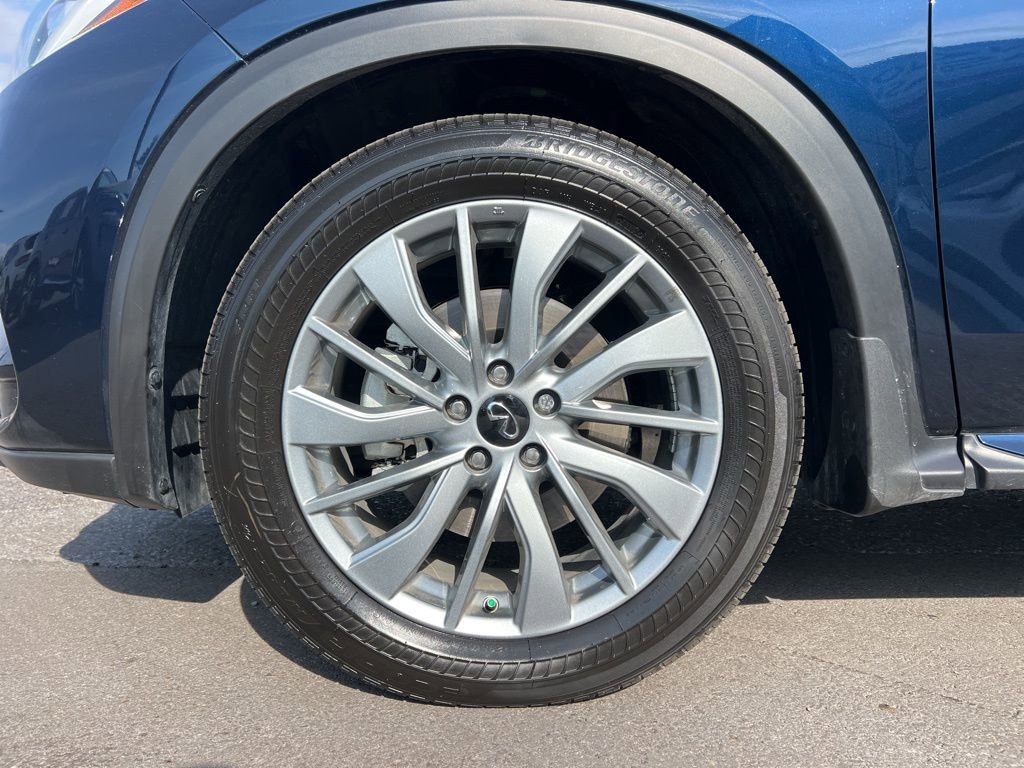 Used 2025 INFINITI QX50 Luxe image 8