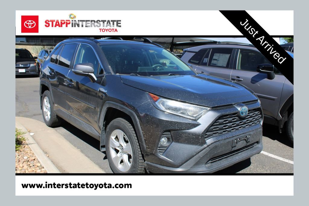 Used 2019 Toyota RAV4 XLE w/ Convenience Package image 1