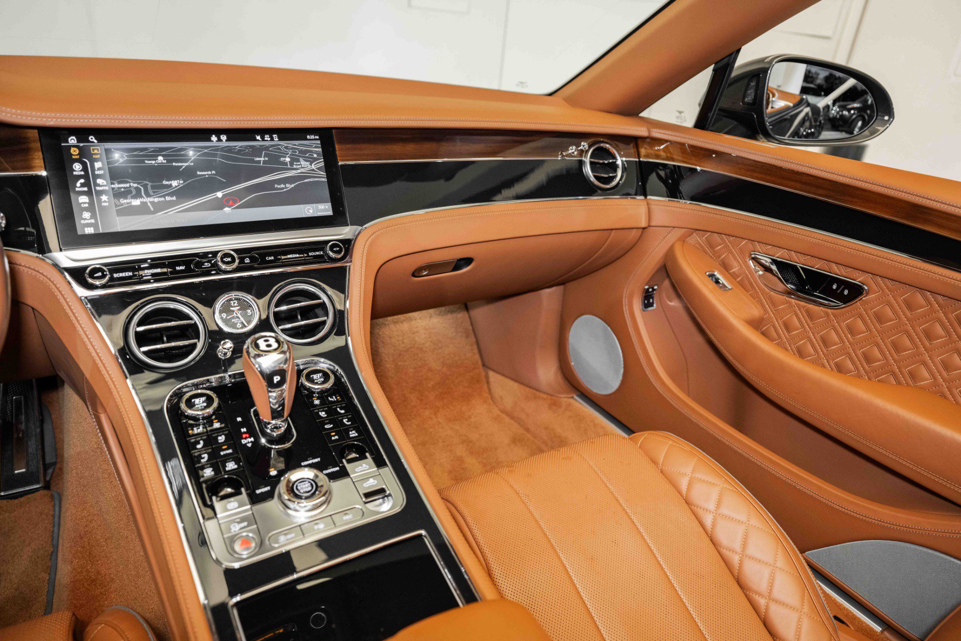 Used 2020 Bentley Continental GT image 4