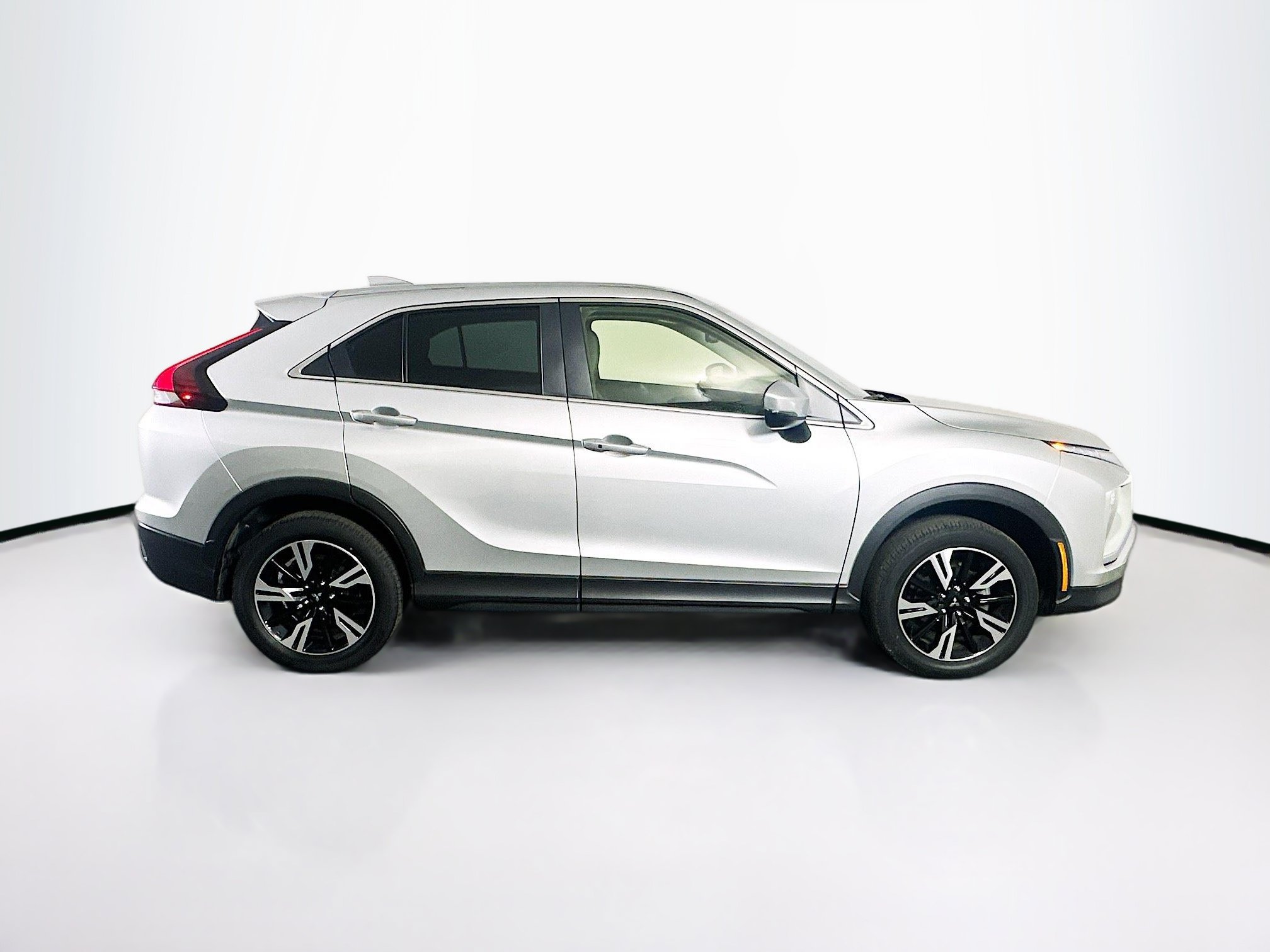 Used 2024 Mitsubishi Eclipse Cross SE AWD/4WD image 10