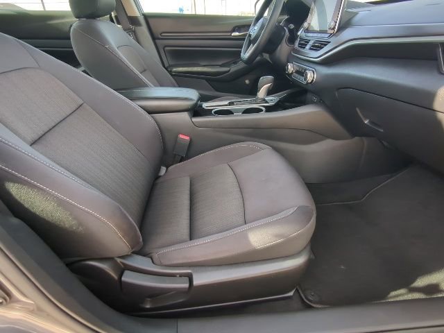 Used 2024 Nissan Altima 2.5 SV image 20