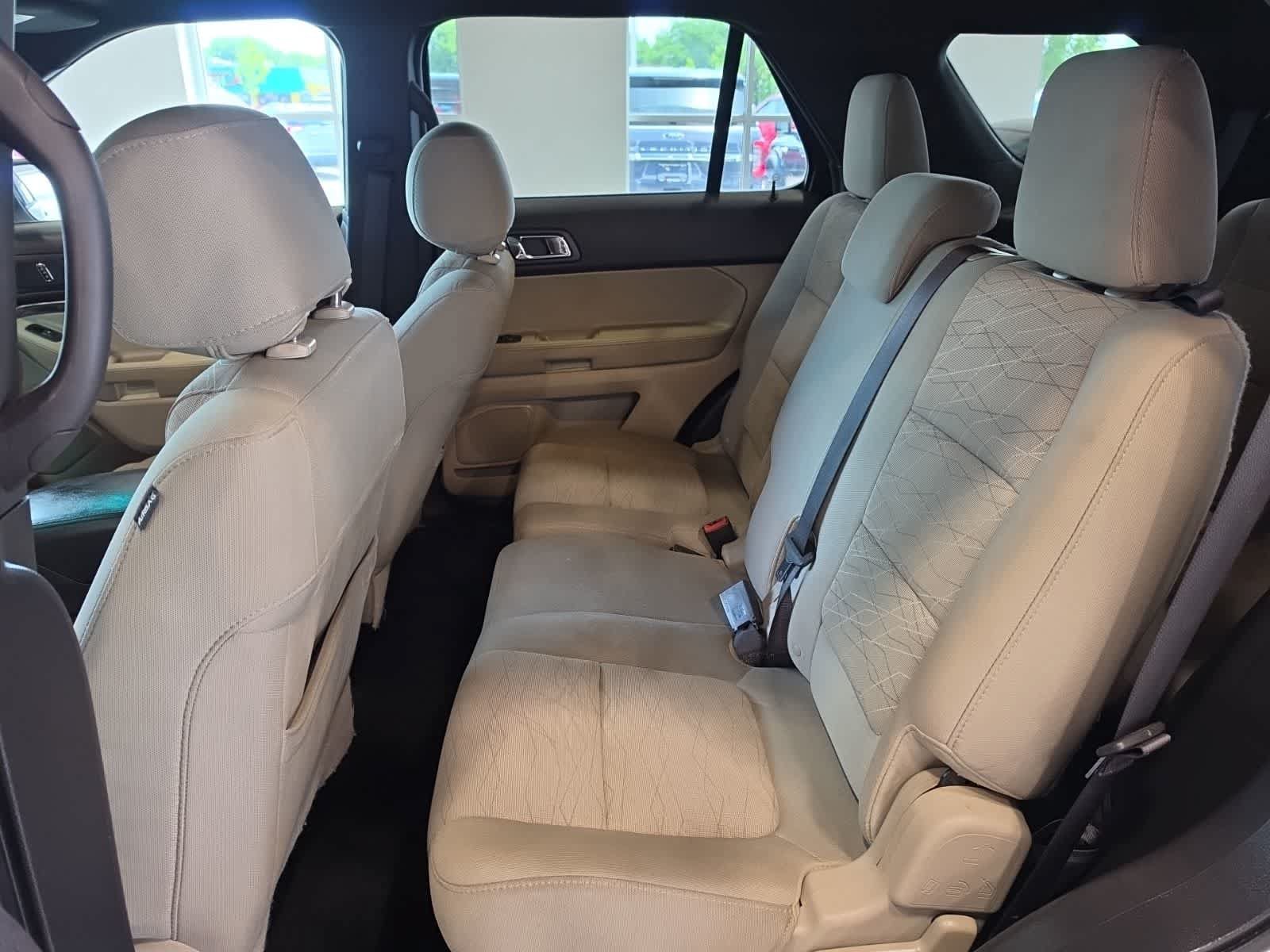 Used 2015 Ford Explorer FWD image 27