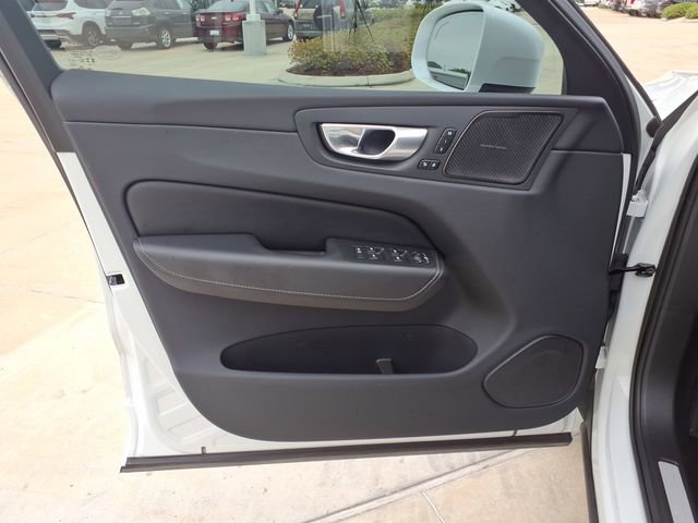 Used 2023 Volvo XC60 B5 Ultimate w/ Climate Package FWD image 22