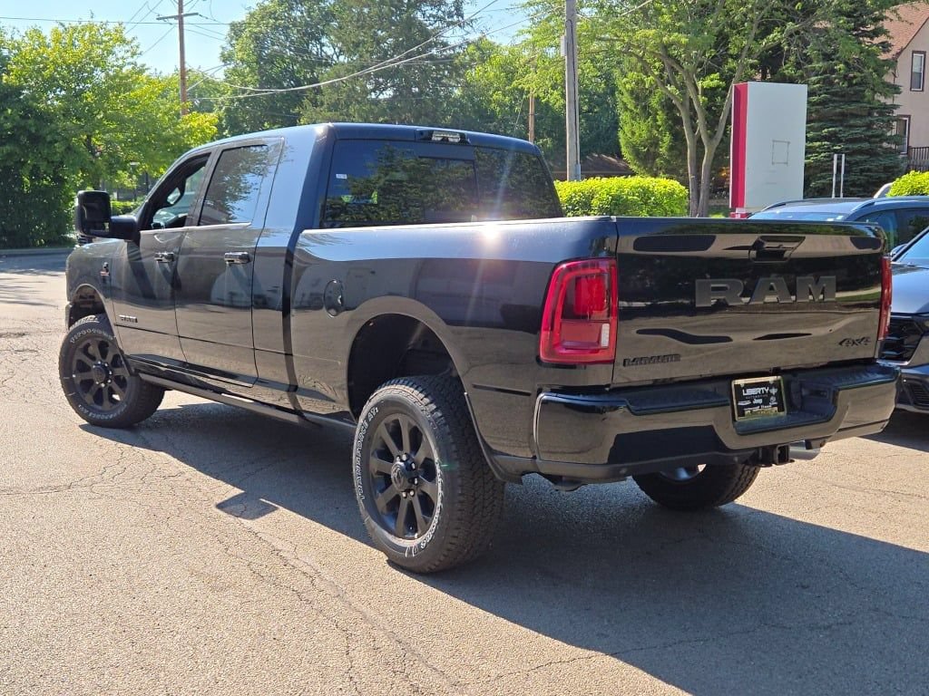 New 2026 RAM 2500 Laramie AWD/4WD image 9