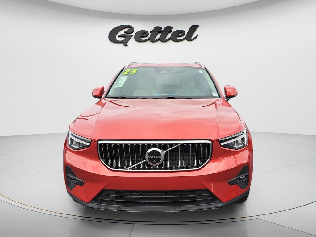 Used 2023 Volvo XC40 B5 Plus w/ Driver Assist Package image 8