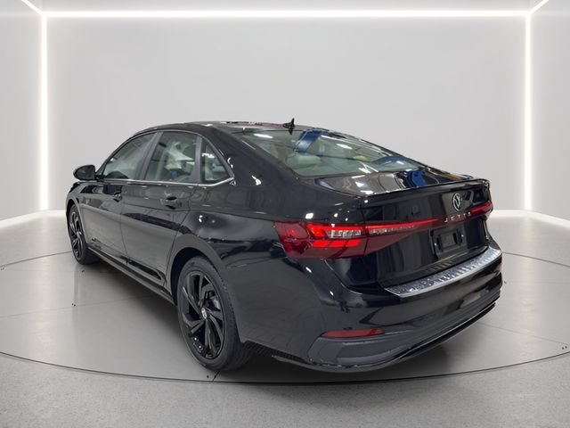 New 2026 Volkswagen Jetta SE FWD image 3