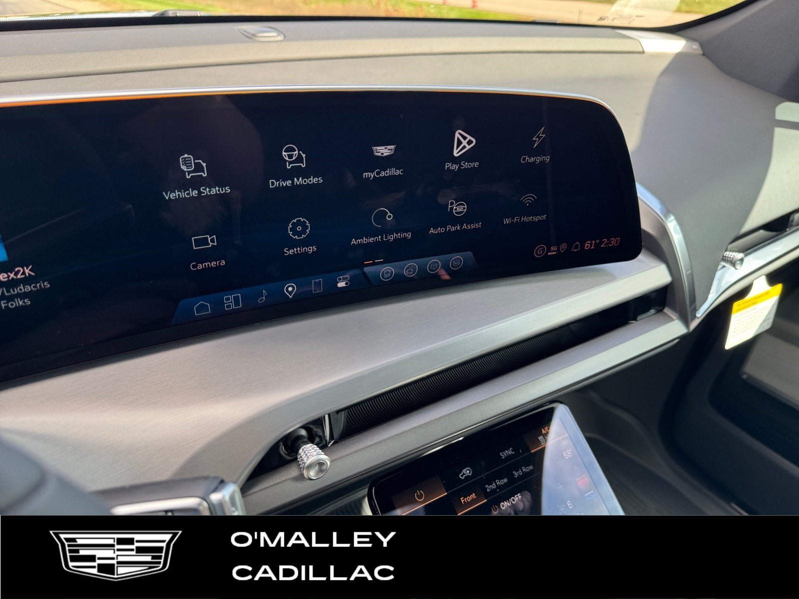 New 2027 Cadillac Vistiq Sport AWD/4WD image 20