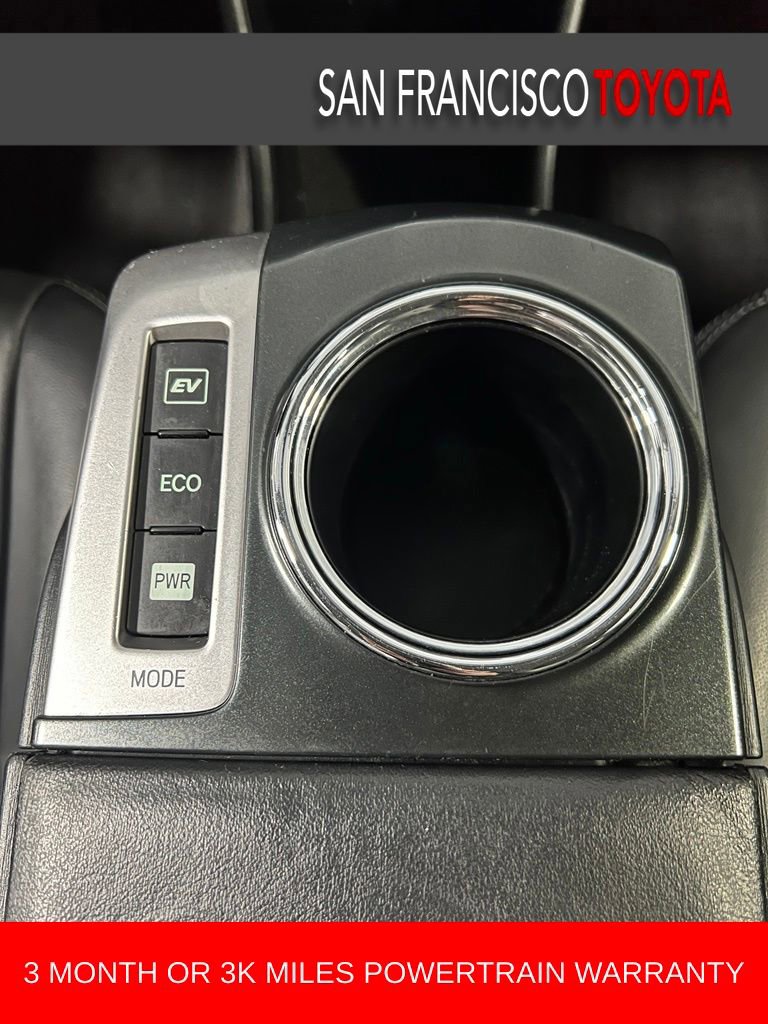 Used 2015 Toyota Prius V Four FWD image 25