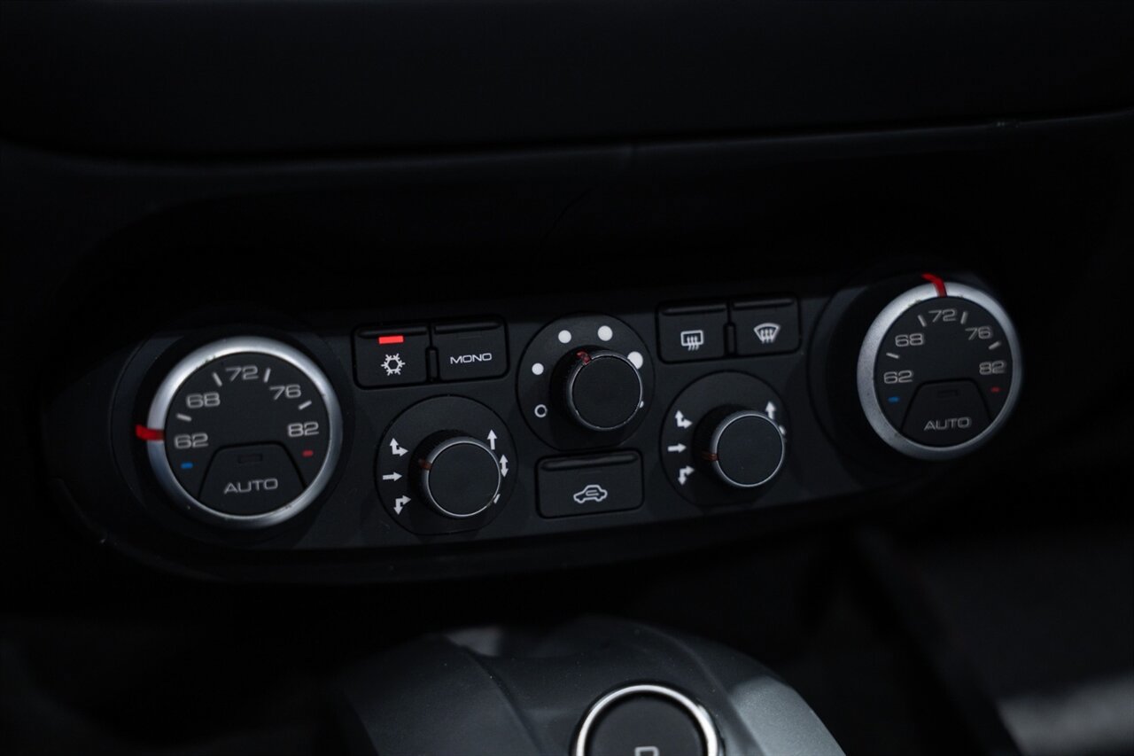 Used 2016 Ferrari California T RWD image 55