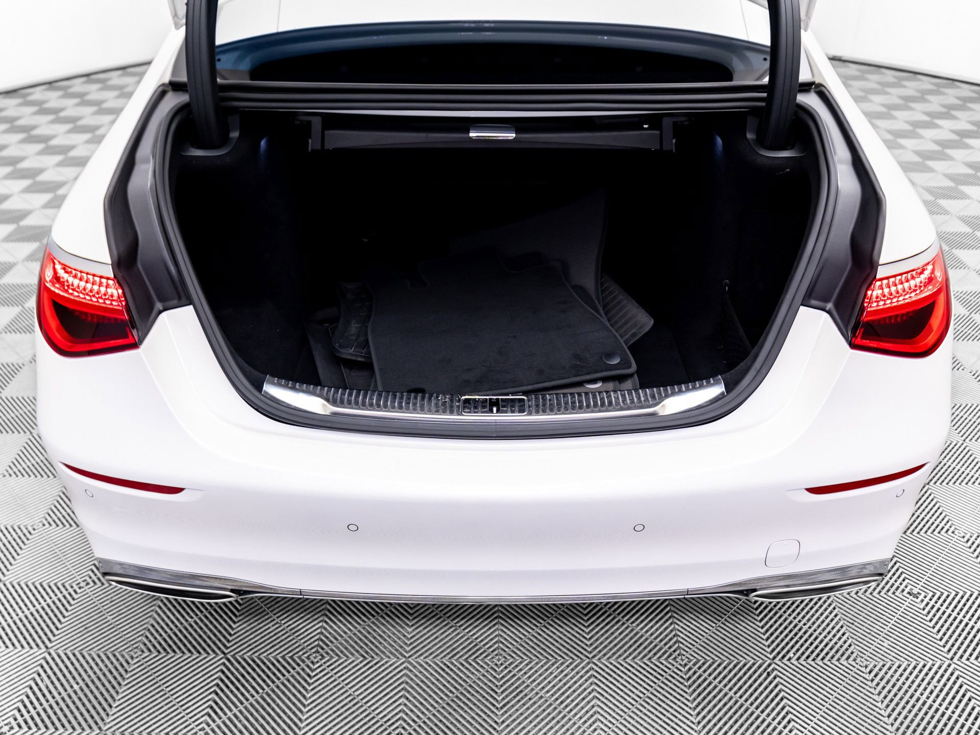 Certified 2023 Mercedes-Benz S 580 4MATIC Sedan image 35