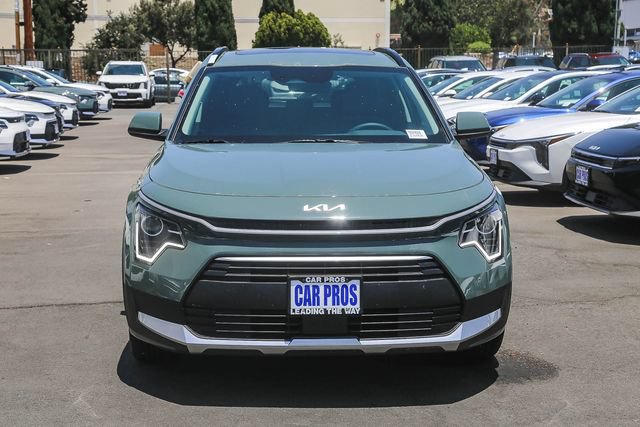New 2026 Kia Niro EX FWD image 3