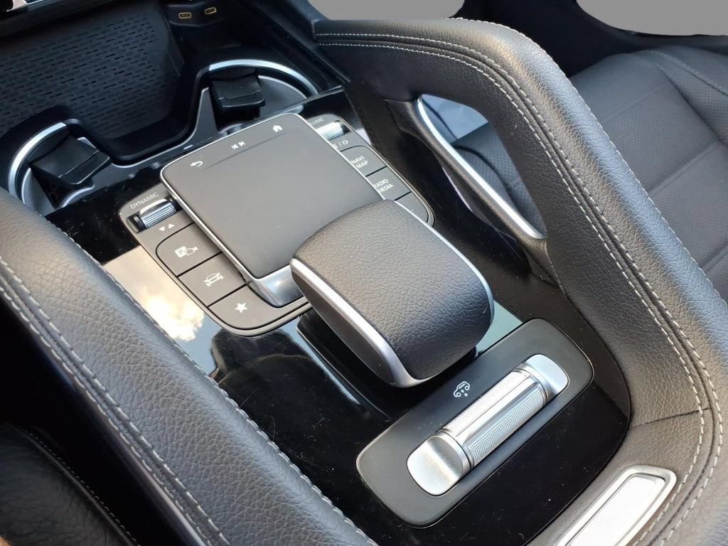 Used 2024 Mercedes-Benz GLS 450 4MATIC image 25