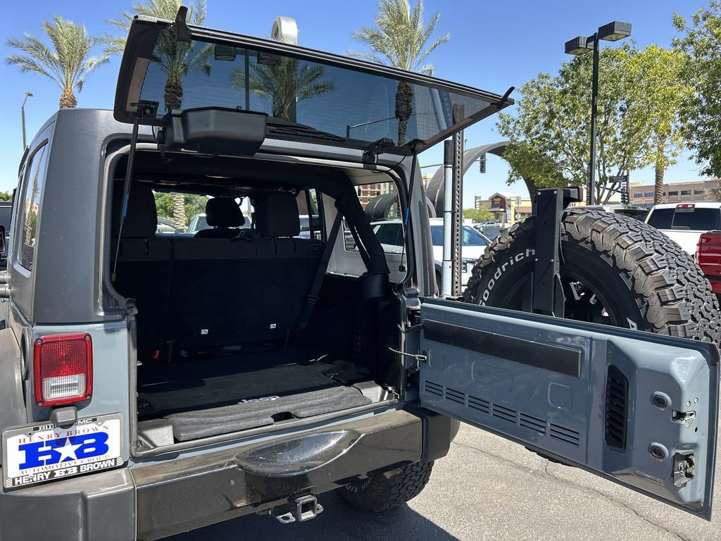 Used 2015 Jeep Wrangler Unlimited Sport AWD/4WD image 24