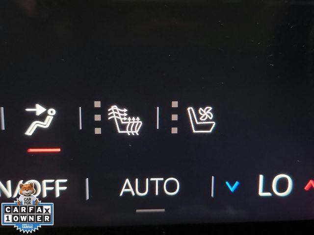 Used 2025 GMC Yukon Denali AWD/4WD image 26