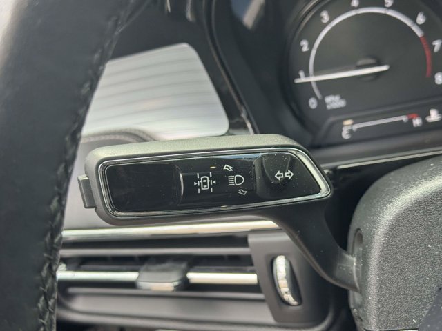 Used 2020 Lincoln Corsair AWD w/ Premium Package image 23