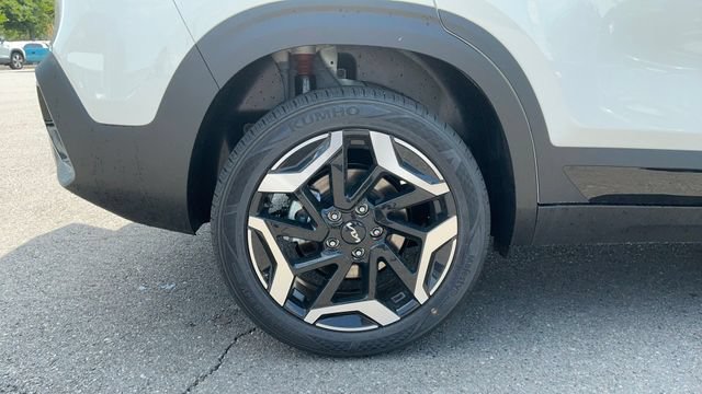 Used 2025 Kia Seltos SX AWD/4WD image 11