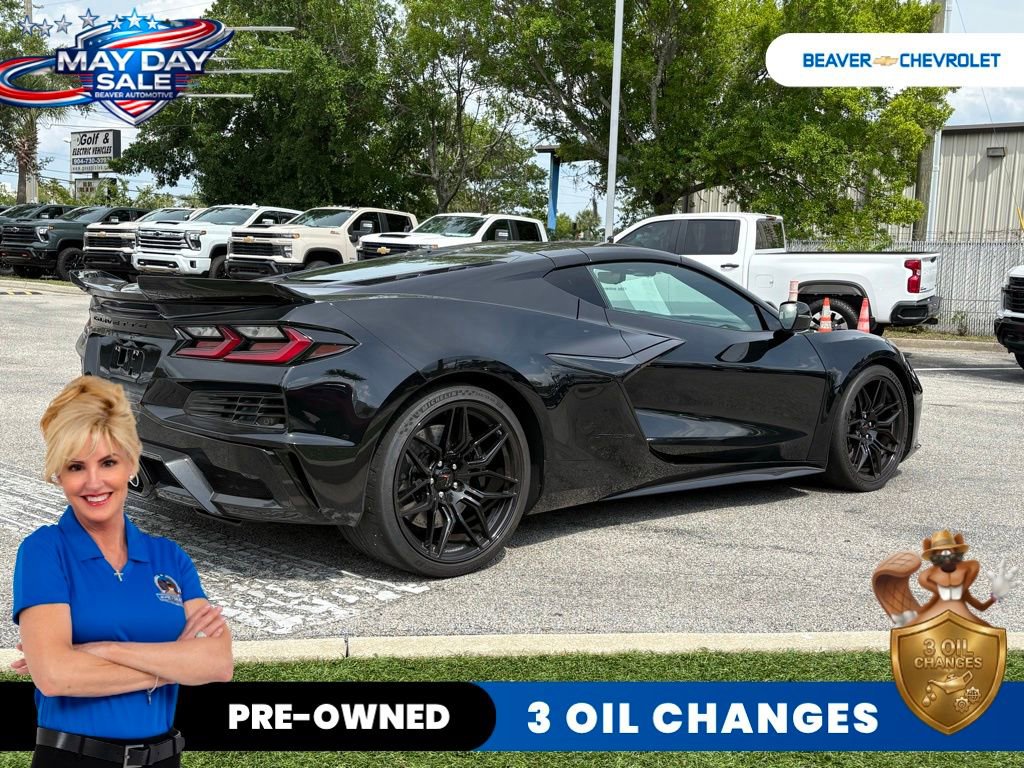 Used 2025 Chevrolet Corvette Z06 RWD image 6