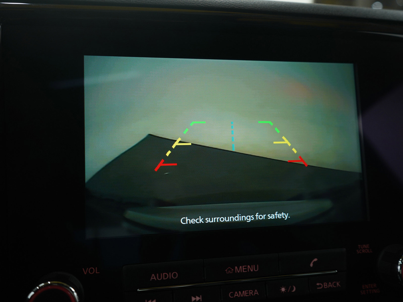 Used 2024 Nissan Frontier SL w/ Technology Package image 29