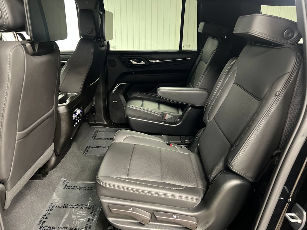 Certified 2023 GMC Yukon XL Denali w/ Advanced Technology Package AWD/4WD image 14