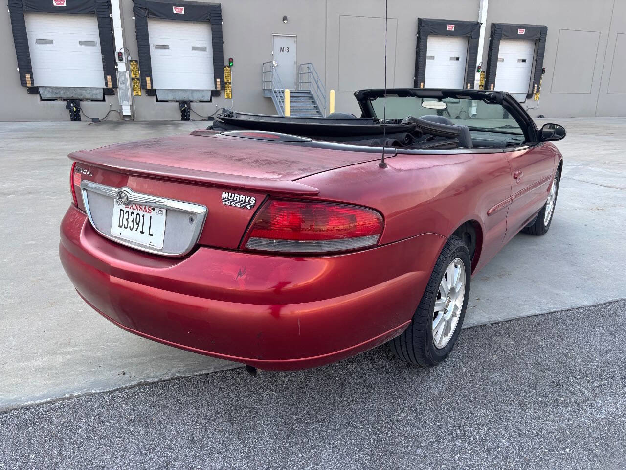 Used 2004 Chrysler Sebring GTC image 7