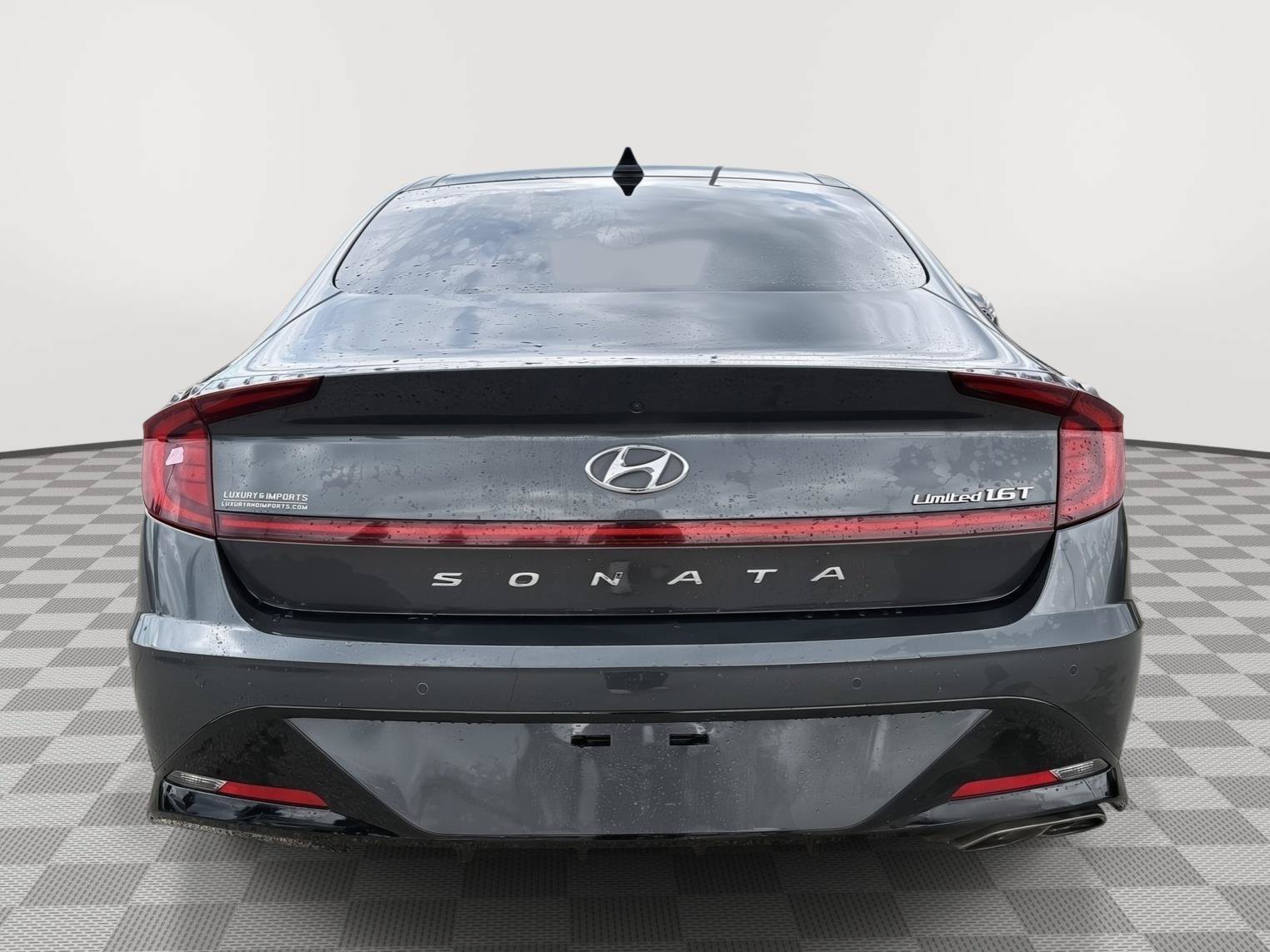 Used 2021 Hyundai Sonata Limited w/ Winter Weather Package FWD image 4