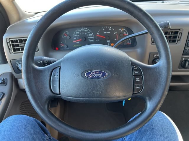 Used 2004 Ford F350 XLT AWD/4WD image 13