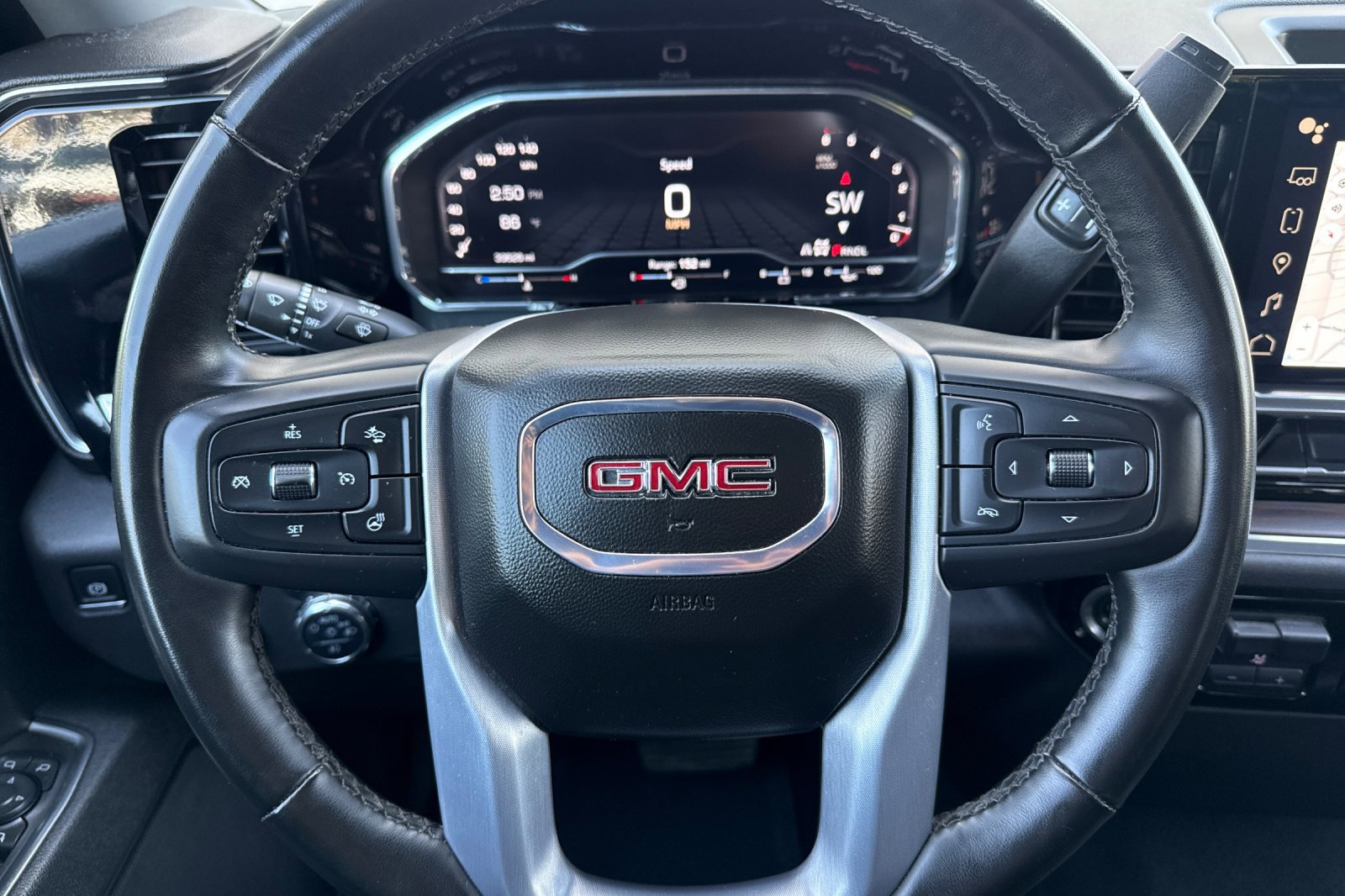 Used 2025 GMC Sierra 1500 SLT image 29